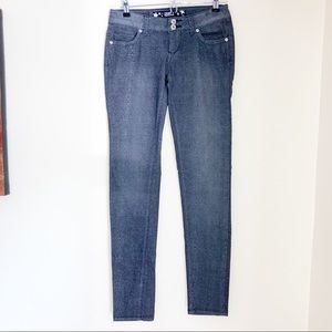 💥Celebrity Pink grey snake print skinny jeans sz 3!